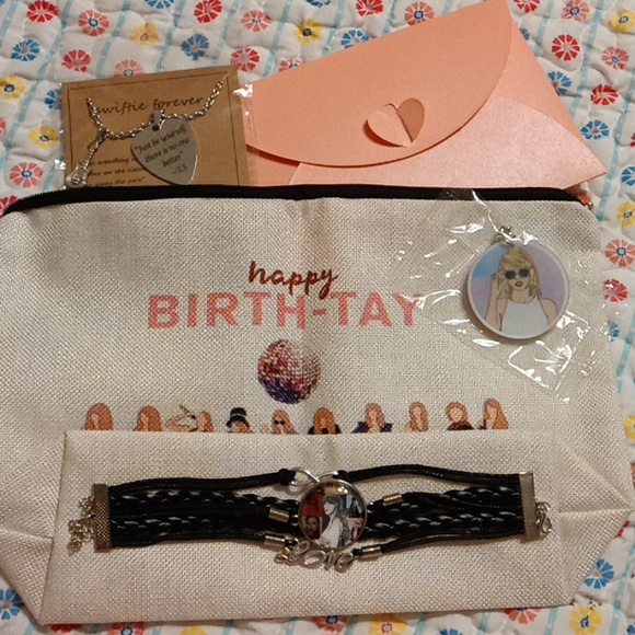 🩷Taylor Swift Eras tour birthday gift set - Picture 6 of 8
